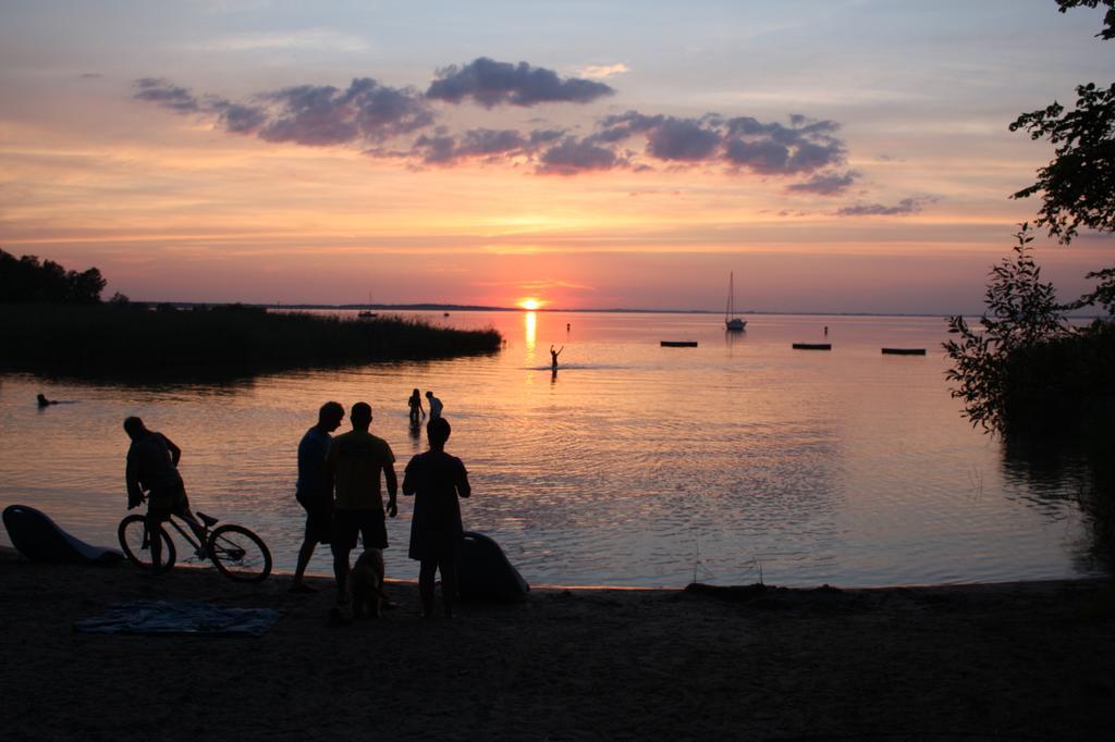 Mueritzparadies - Feriendorf Alte Fahrt Rechlin Bagian luar foto